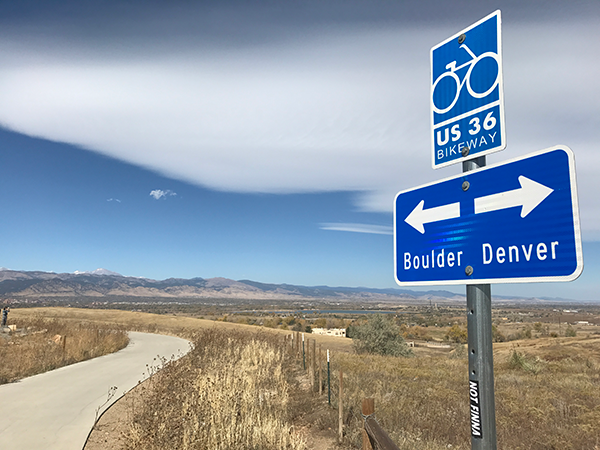 Boulder Denver Sign on I36